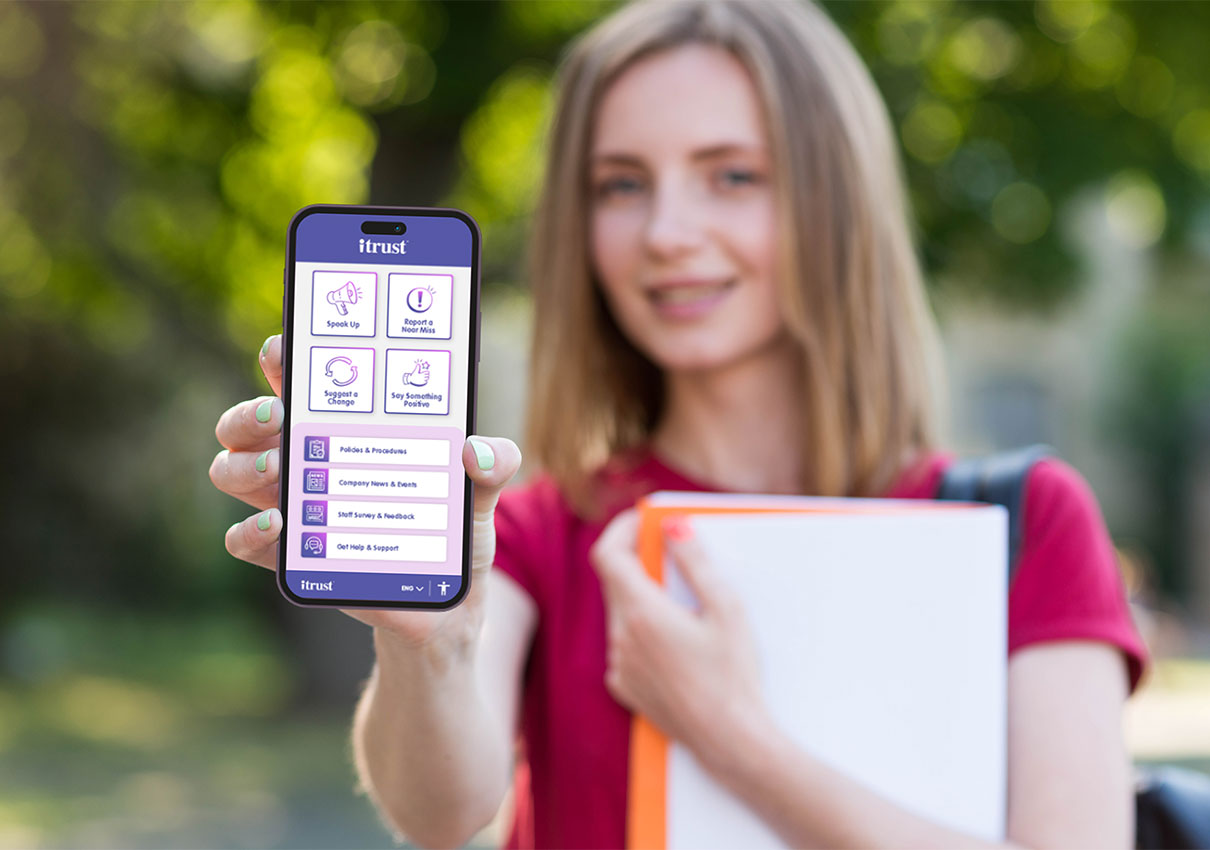 young-student-showing-iTrust-app